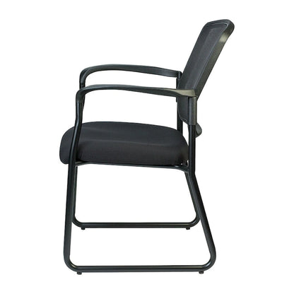Chaise visiteur à dossier en maille noire, avec piétement luge et accoudoirs, lot de 2